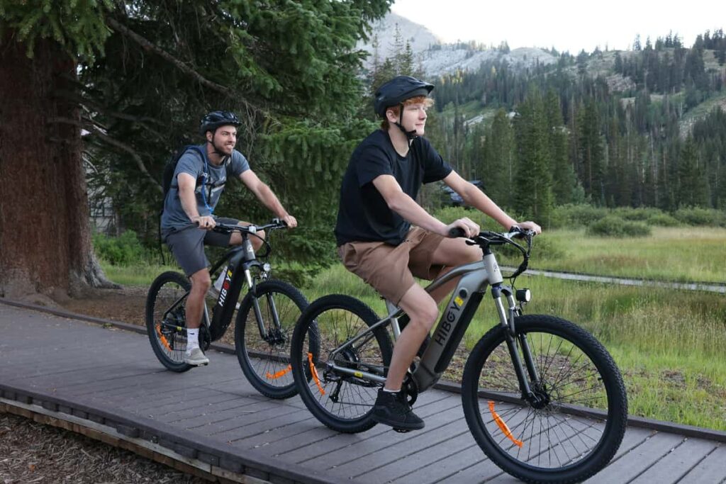 recharger vehicule electrique installation solaire velo